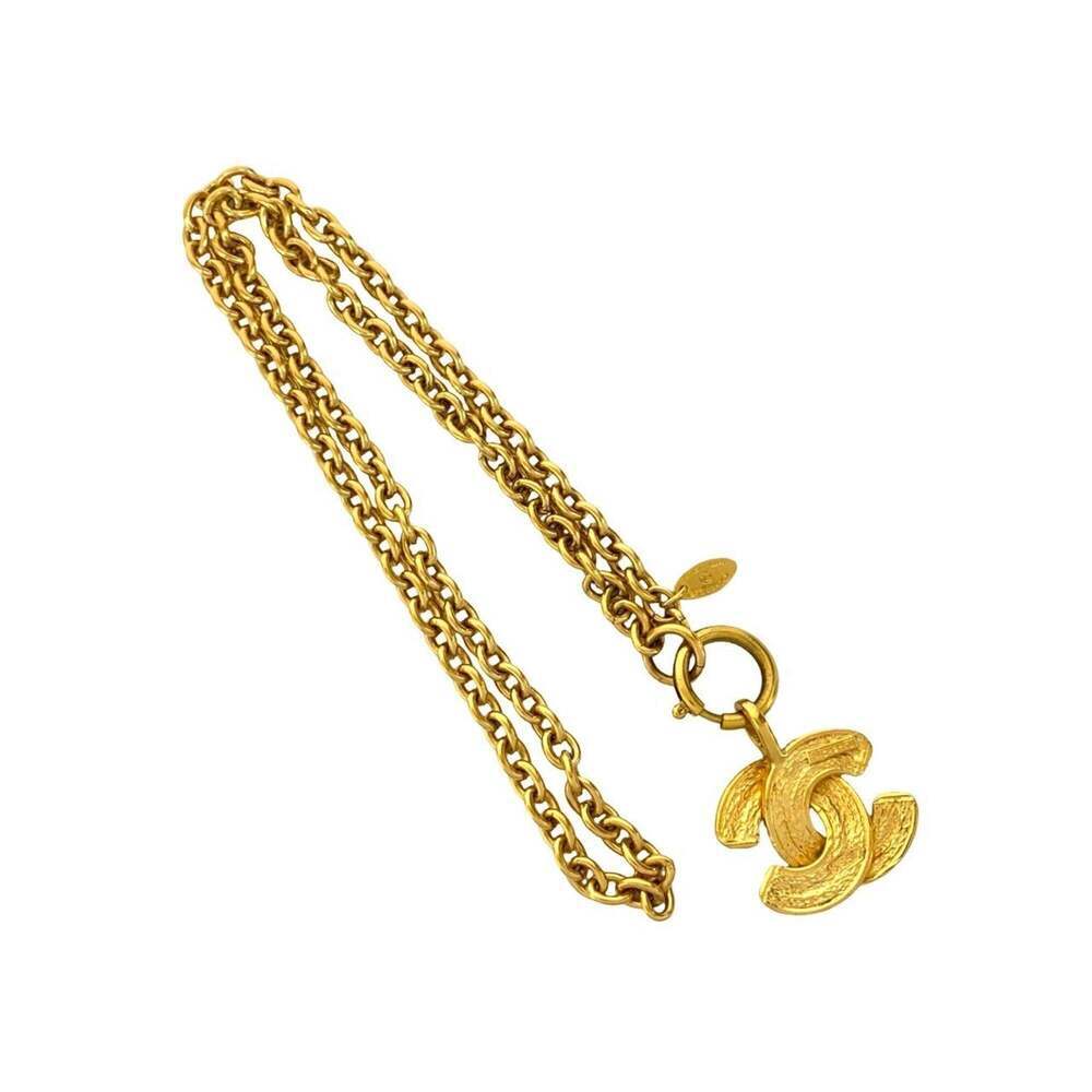 CHANEL Vintage Gold Logo Necklace - Picture 4 of 4